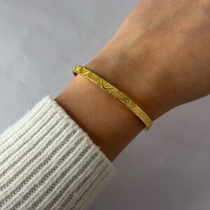 Gold Plated Bangle with Tribal Pattern Engraved